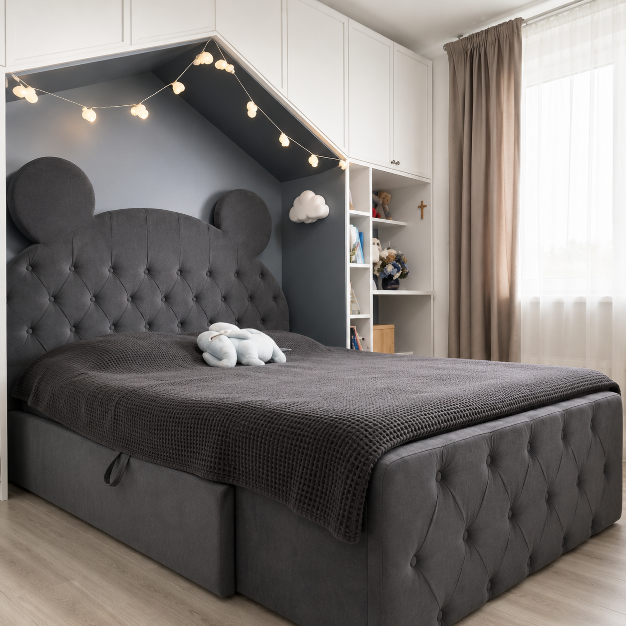 Dormitor — pat integrat, corpuri MDF vopsit